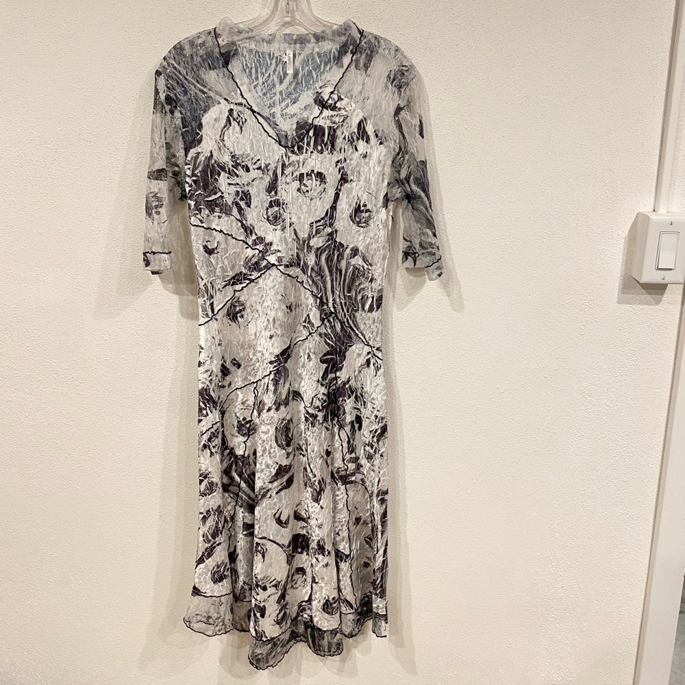 Lindi Dress Women's Size Large Abstract Crinkle Midi Wearable Art